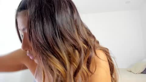 Follow me on instagram and twitter as correaktnees online show from 12-10-24, 07:58