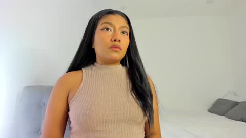 Follow me on instagram and twitter as correaktnees online show from 02-04-25, 07:40