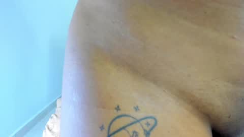 Follow me on instagram and twitter as correaktnees online show from 02-24-25, 09:53