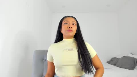 Follow me on instagram and twitter as correaktnees online show from 02-26-25, 11:41