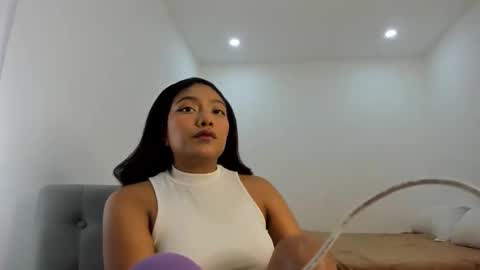 Follow me on instagram and twitter as correaktnees online show from 10-09-25, 06:44