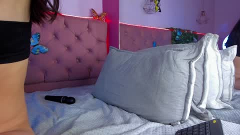 .... Katniss .... online show from 12-20-24, 10:32