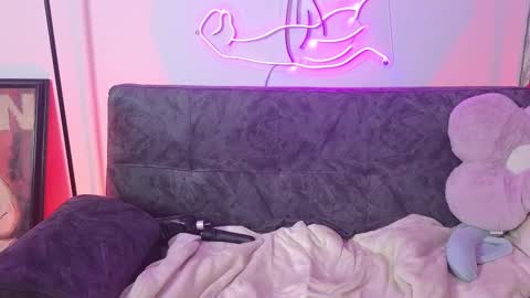 Katrin online show from 02-27-25, 01:05