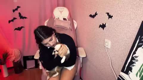 Snapshot of katrin_kristal chatting on 10-28-25, 05:04 naked in pvt show 100 tk online show from 10-28-25, 05:04