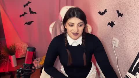 Snapshot of katrin_kristal chatting on 10-30-25, 07:58 naked in pvt show 100 tk online show from 10-30-25, 07:58