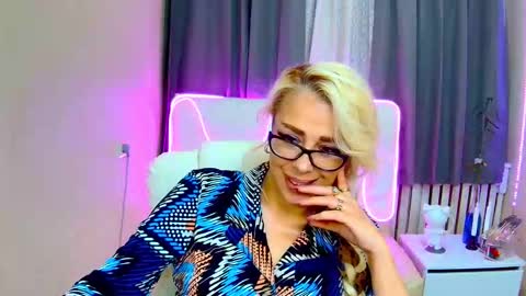 katrinacharm online show from 09-10-25, 07:08