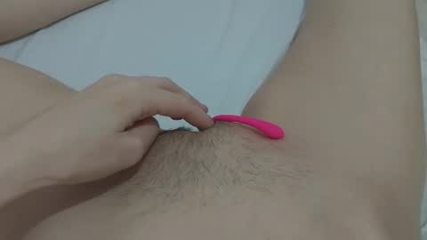 Snapshot of katrinna_arinna chatting on 01-14-25, 10:06 katrina dont forget to give me thumbs up online show from 01-14-25, 10:06