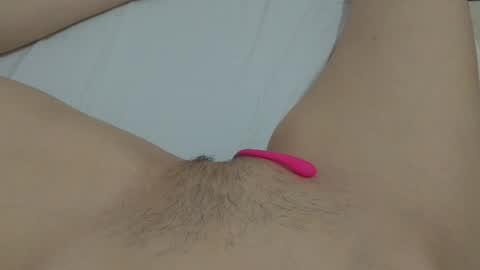 Snapshot of katrinna_arinna chatting on 01-25-25, 08:53 katrina dont forget to give me thumbs up online show from 01-25-25, 08:53