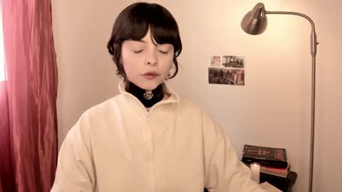 Snapshot of katsurotaro chatting on 03-07-25, 07:05 katsuro online show from 03-07-25, 07:05