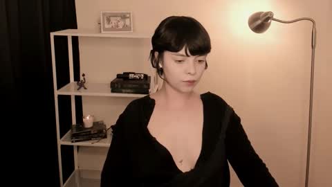 Snapshot of katsurotaro chatting on 10-16-25, 09:05 katsuro online show from 10-16-25, 09:05