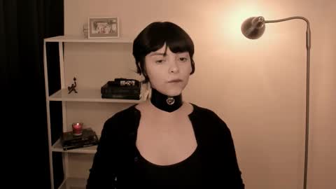 Snapshot of katsurotaro chatting on 10-30-25, 08:31 katsuro online show from 10-30-25, 08:31