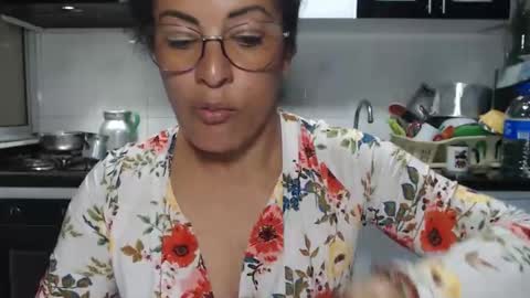 KattleyaGrey online show from 12-22-25, 10:07