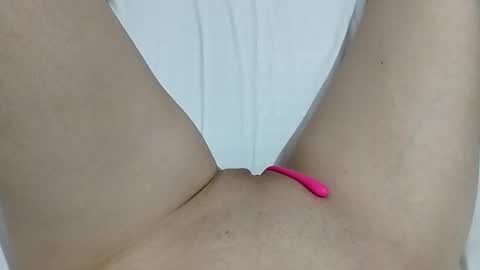 Snapshot of kattrinah_nikitta chatting on 11-06-25, 06:42 nikitta online show from 11-06-25, 06:42