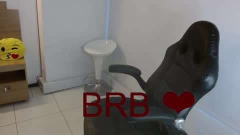 katty_love01 online show from 02-25-25, 05:15