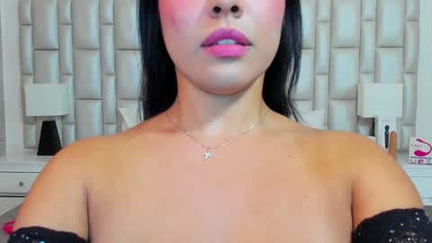 katy blonde girl and paola big boobs online show from 12-19-24, 07:40