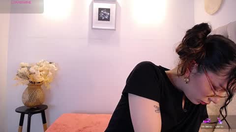 Katy Van online show from 01-30-25, 08:22