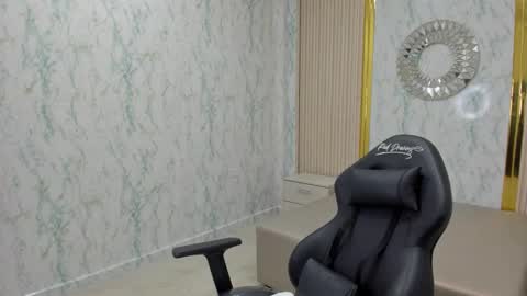 KatyBlondee  online show from 11-17-25, 03:01