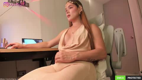 Snapshot of katycatt chatting on 11-01-25, 02:24 Nataly online show from 11-01-25, 02:24