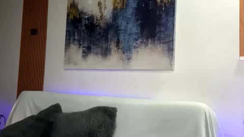 Snapshot of katydeliz chatting on 10-21-25, 10:21 katy deliz online show from 10-21-25, 10:21