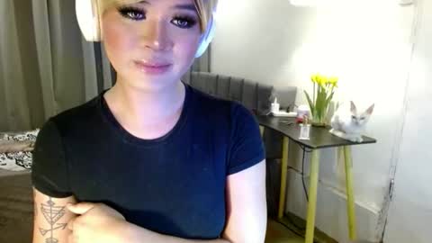 katykiat online show from 11-28-25, 07:11