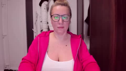 Katy online show from 01-13-26, 02:39