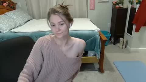 Snapshot of katynowhere chatting on 02-24-25, 04:16 Katy online show from 02-24-25, 04:16