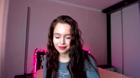 Stesha online show from 11-19-25, 03:50