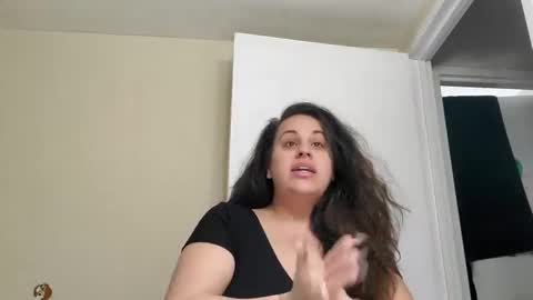 Kaur Noir online show from 01-30-25, 01:53