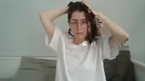 kawaii snowflake online show from 10-19-25, 01:01