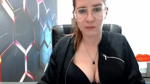 KayaLips online show from 01-10-25, 04:41