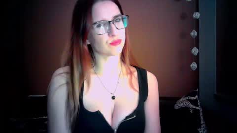 KayaLips online show from 10-30-25, 04:52