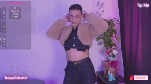 Cattleya stone online show from 03-08-26, 02:54