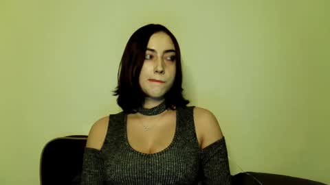 Snapshot of kaylabeautykiss chatting on 12-16-25, 07:19 kayla online show from 12-16-25, 07:19