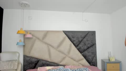 kaylahank online show from 11-10-25, 12:04