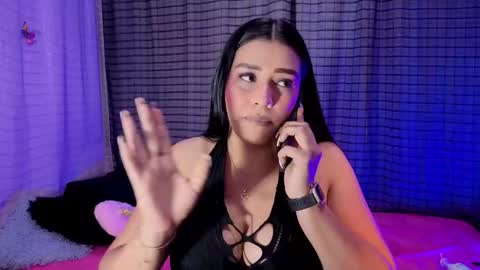 Snapshot of kayleemorales chatting on 10-20-25, 06:52 Kaylee online show from 10-20-25, 06:52