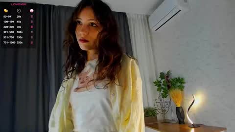 Juliet online show from 09-22-25, 06:10