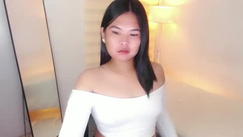 Y O U R        F U T U R E       K A Y L E E  online show from 02-25-25, 07:09