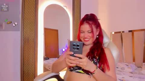 Snapshot of kaylemorris chatting on 01-08-26, 04:04 Kayle online show from 01-08-26, 04:04