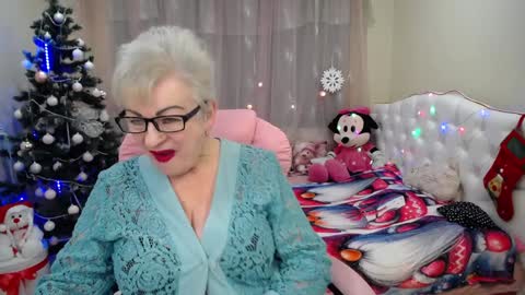 kaylesmoll online show from 12-27-24, 04:47