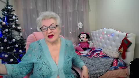kaylesmoll online show from 01-21-25, 07:28