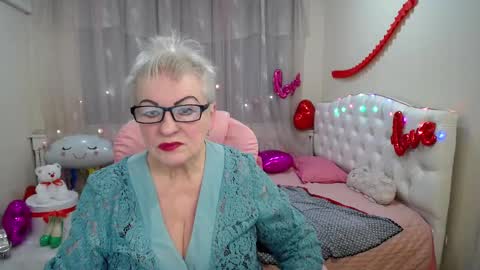 kaylesmoll online show from 02-21-25, 08:16