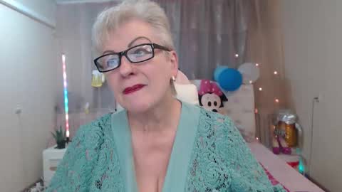 kaylesmoll online show from 10-02-25, 06:48