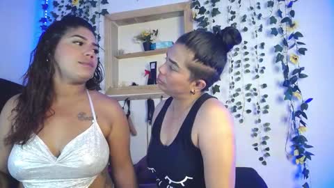 Snapshot of kaylie_and_dakota_ chatting on 09-21-25, 02:02 kaylie and dakota online show from 09-21-25, 02:02