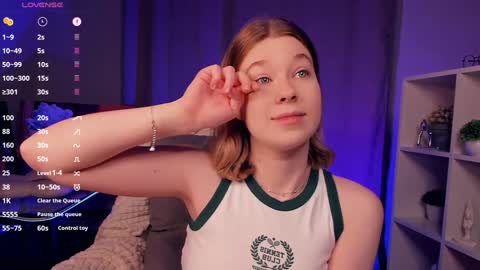 Hi Im Arina 3 online show from 11-06-25, 06:47