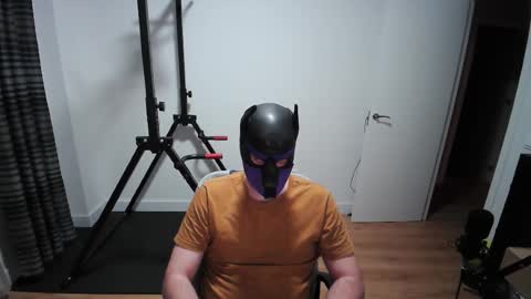 Snapshot of kaywolf89 chatting on 11-04-25, 07:13 Neon online show from 11-04-25, 07:13