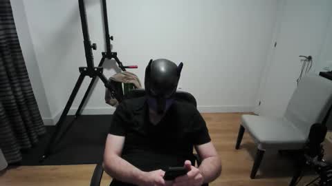 Snapshot of kaywolf89 chatting on 03-20-26, 06:02 Neon online show from 03-20-26, 06:02