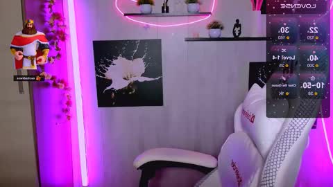 kayworl online show from 11-20-25, 06:02