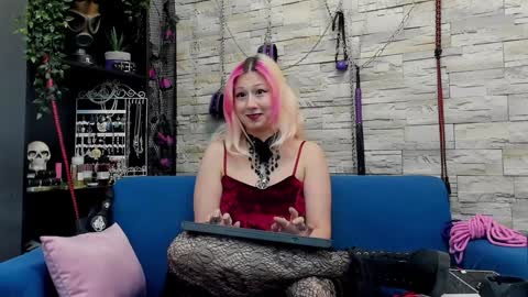 Miss Kazia online show from 01-03-25, 12:43