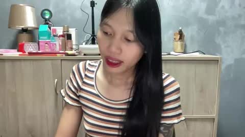 Its me Cora online show from 11-11-25, 04:45