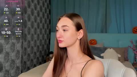 Kelly GMT 2 Su We Th Fr Sa   0300AM-09-00AM   online show from 10-22-25, 09:31